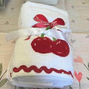 Rachel Zoe White and Red Hand Towels set of 2